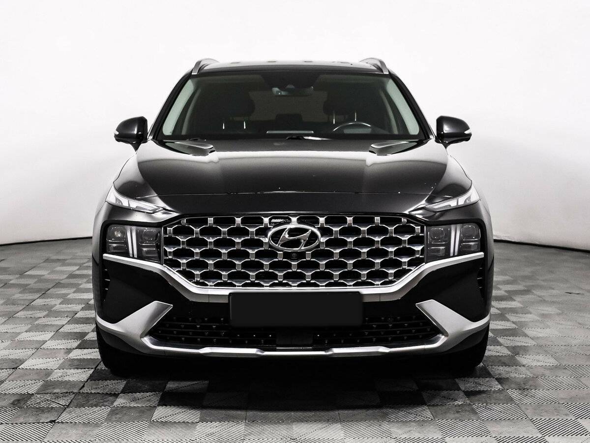 Hyundai Santa Fe 2021 года с пробегом. Фото: #1