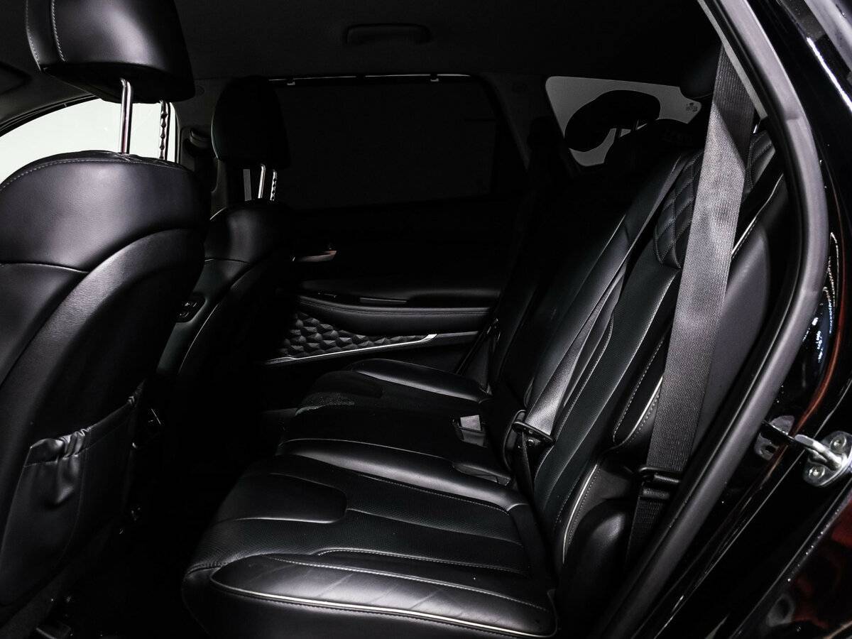 Hyundai Santa Fe 2021 года с пробегом. Фото: #12