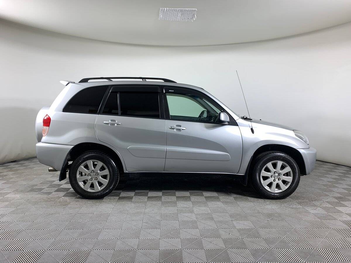 Toyota RAV4 2002 года с пробегом. Фото: #3