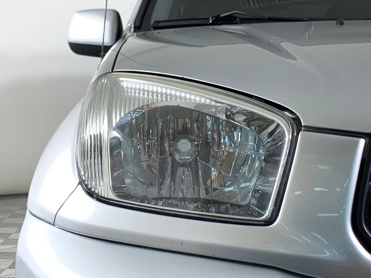 Toyota RAV4 2002 года с пробегом. Фото: #9