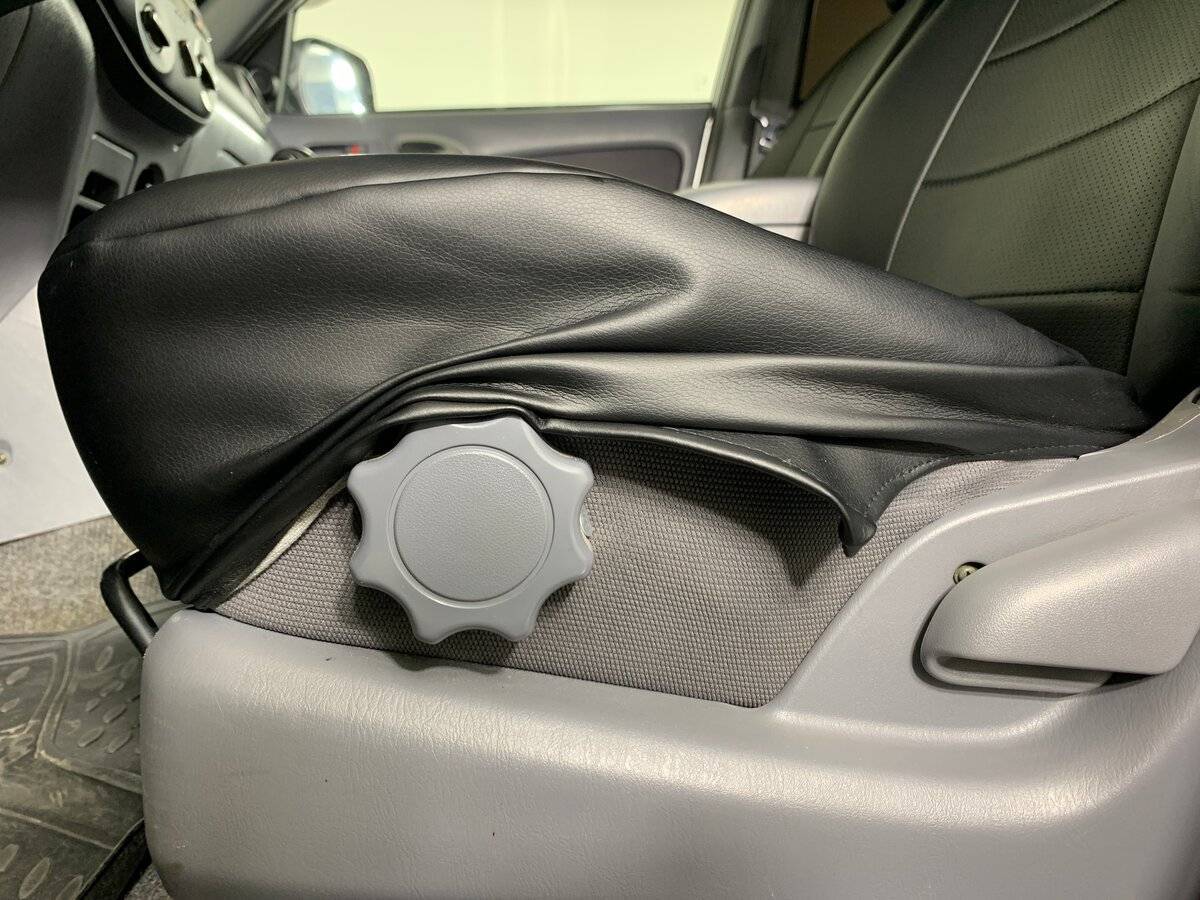 Toyota RAV4 2002 года с пробегом. Фото: #15