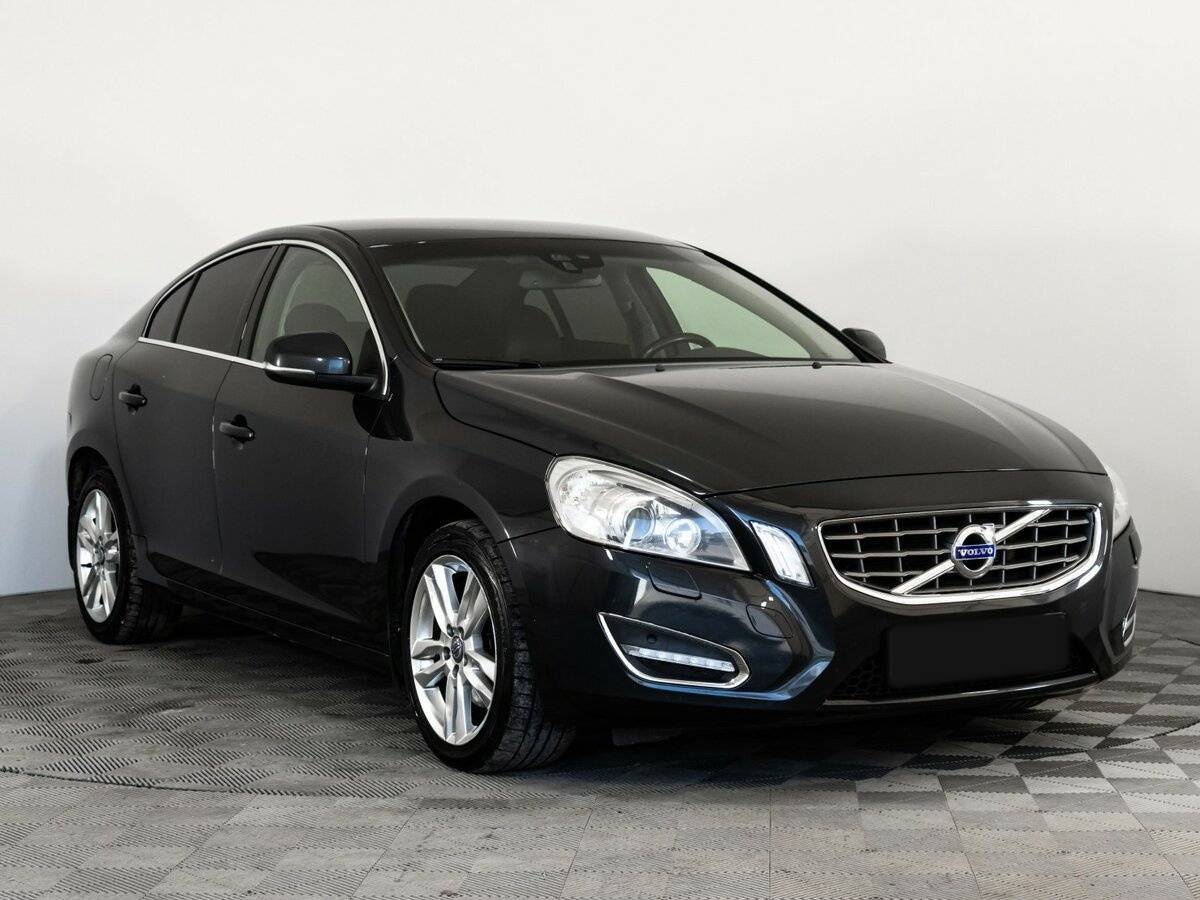 Volvo S60 2011 года с пробегом. Фото: #2
