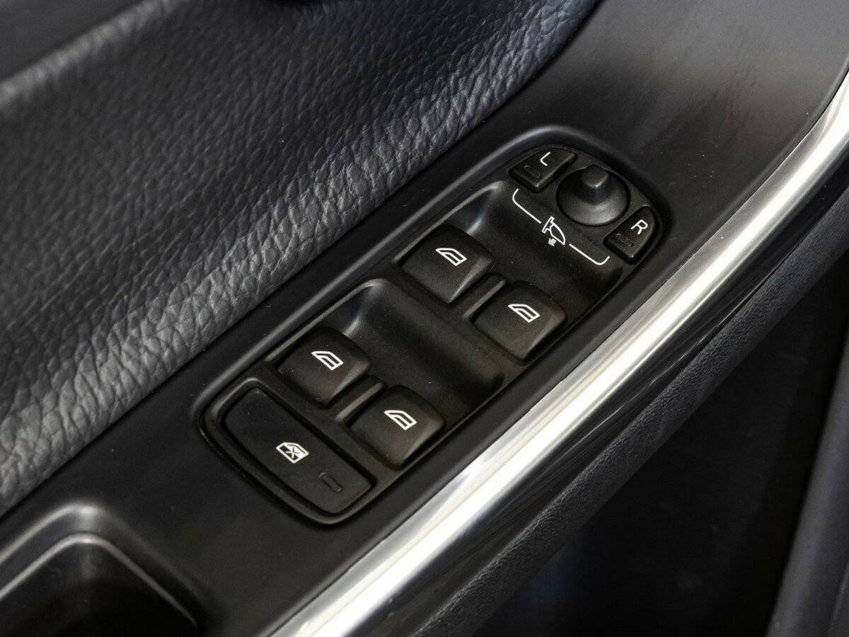 Volvo S60 2011 года с пробегом. Фото: #15