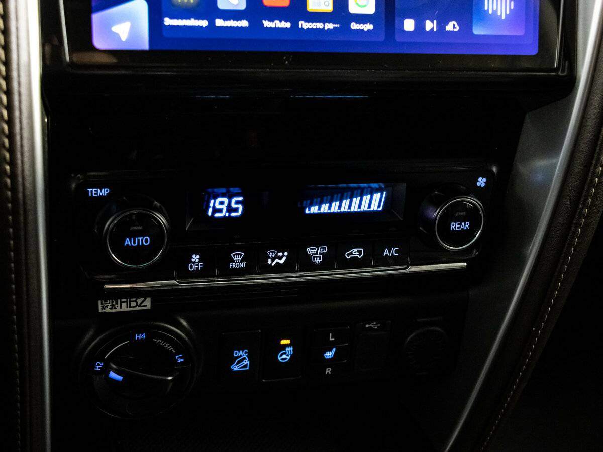 Toyota Fortuner 2018 года с пробегом. Фото: #17