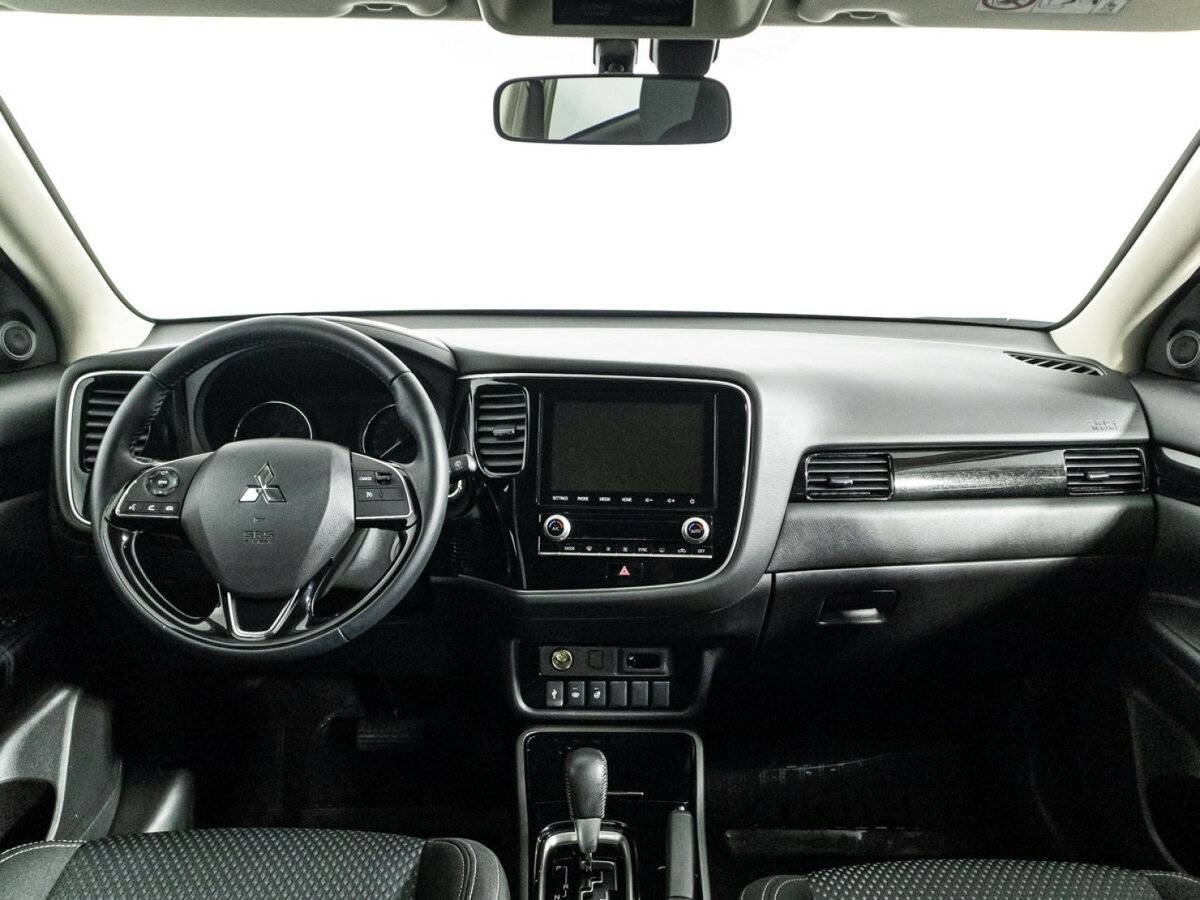 Mitsubishi Outlander 2022 года с пробегом. Фото: #12