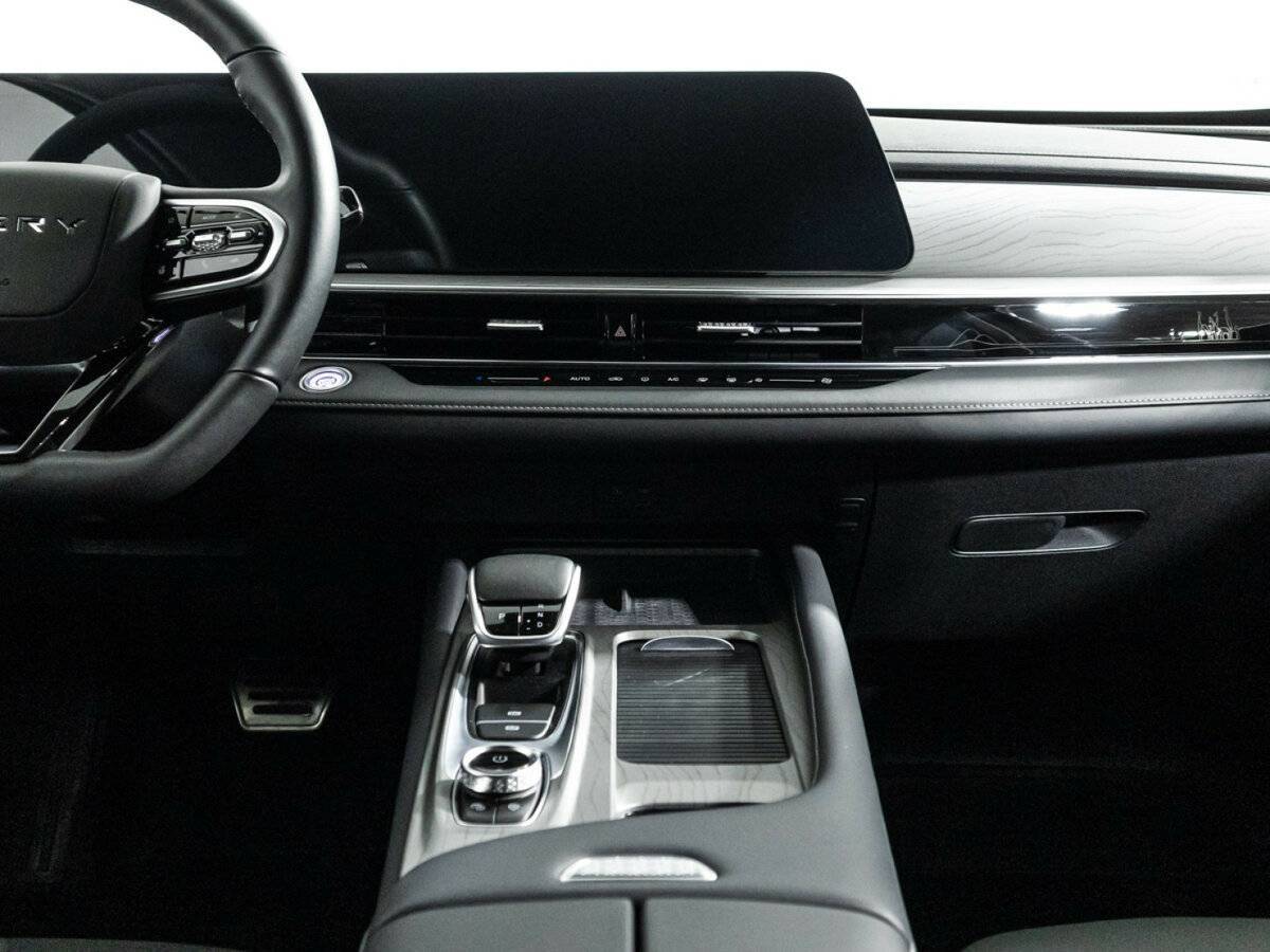 Chery Arrizo 8 2023 года с пробегом. Фото: #13