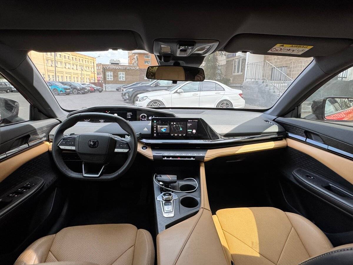 Changan UNI-V 2022 года с пробегом. Фото: #8