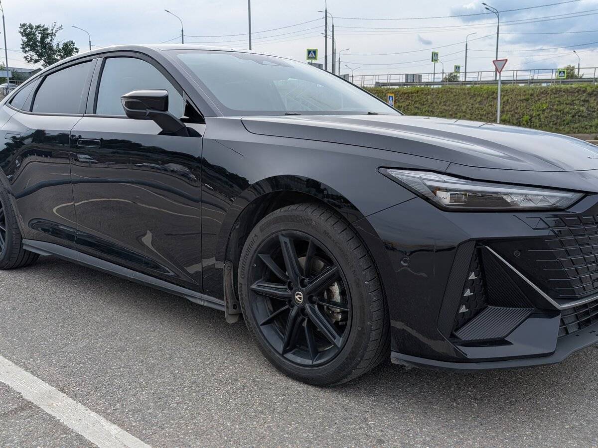 Changan UNI-V 2024 года с пробегом. Фото: #2