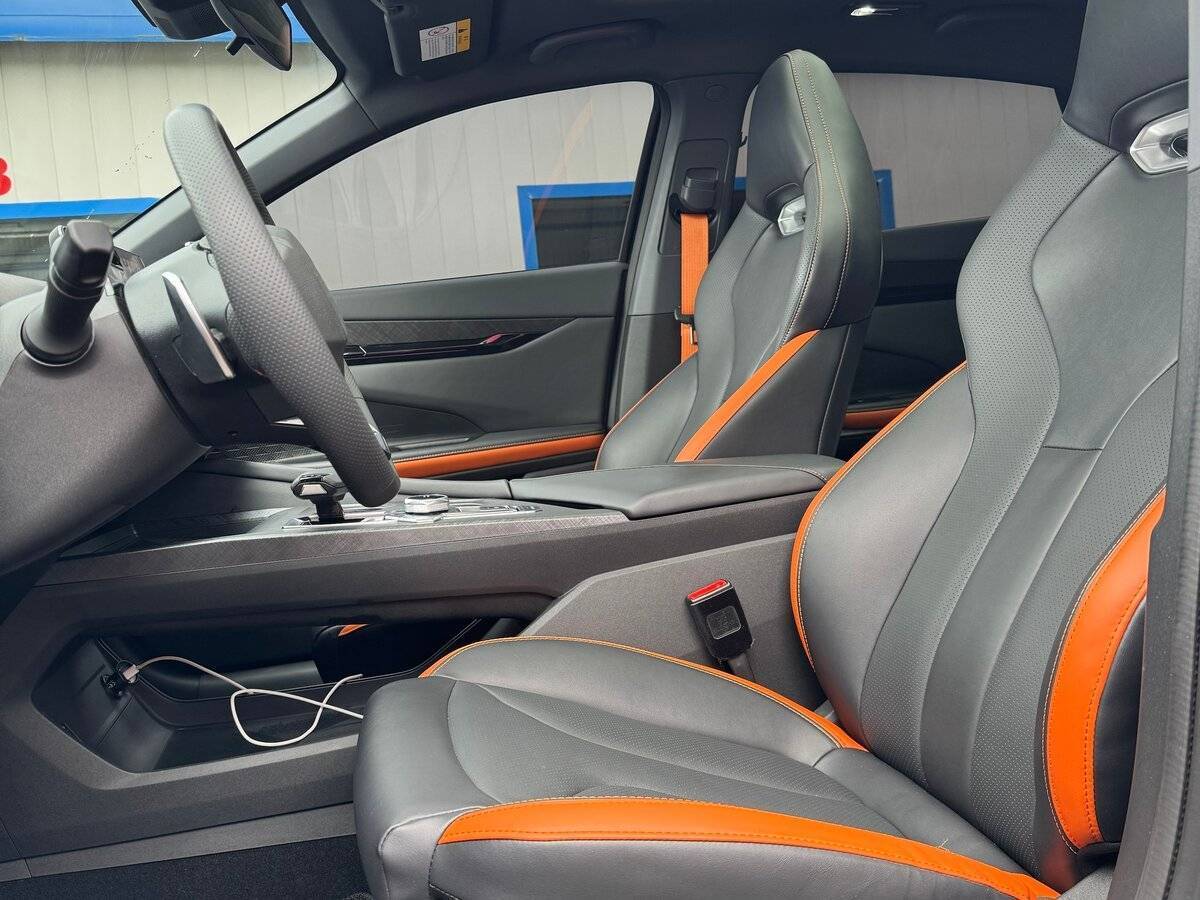 Changan UNI-V 2023 года с пробегом. Фото: #7