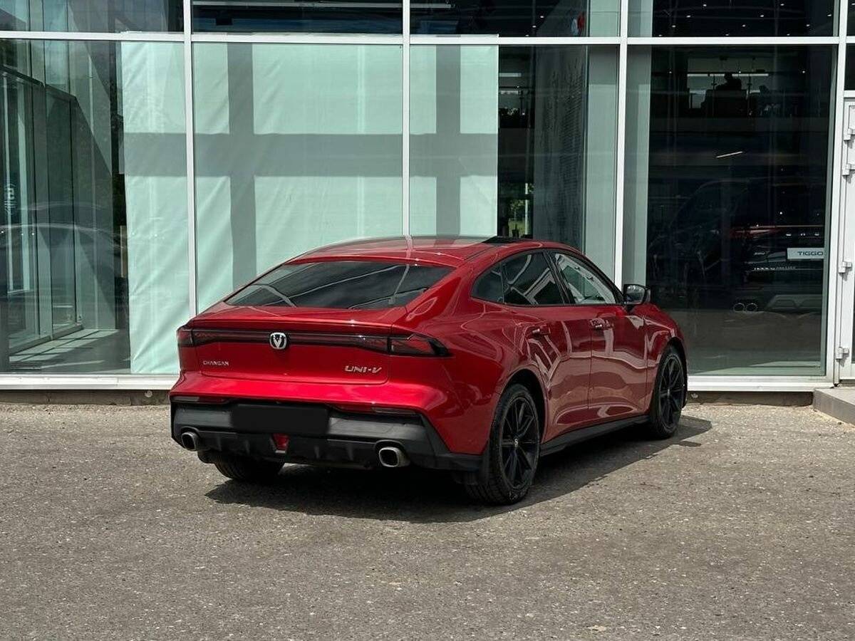 Changan UNI-V 2024 года с пробегом. Фото: #6
