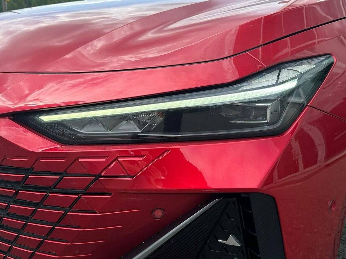 Changan UNI-V 2024 года с пробегом. Фото: #9