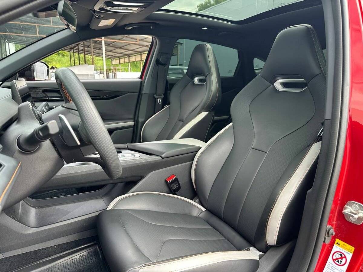 Changan UNI-V 2024 года с пробегом. Фото: #17