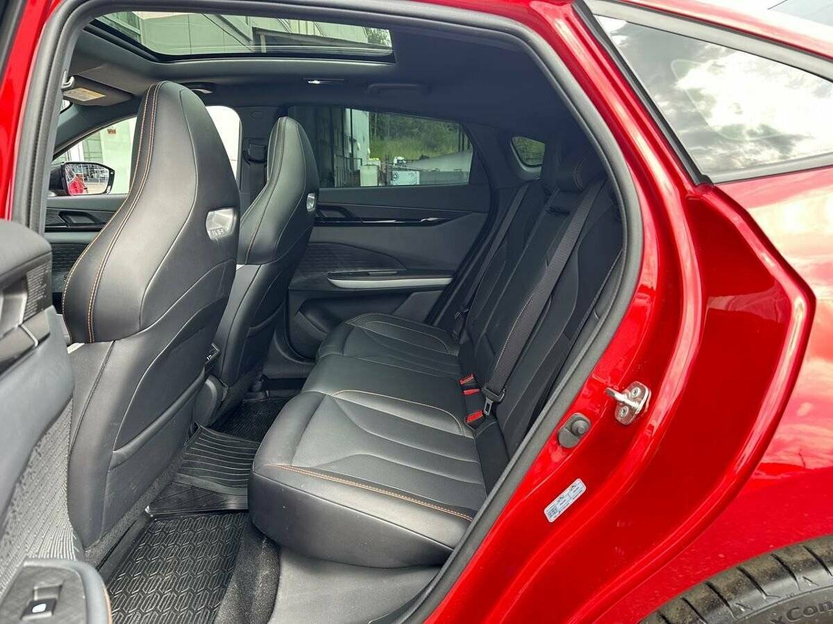 Changan UNI-V 2024 года с пробегом. Фото: #19