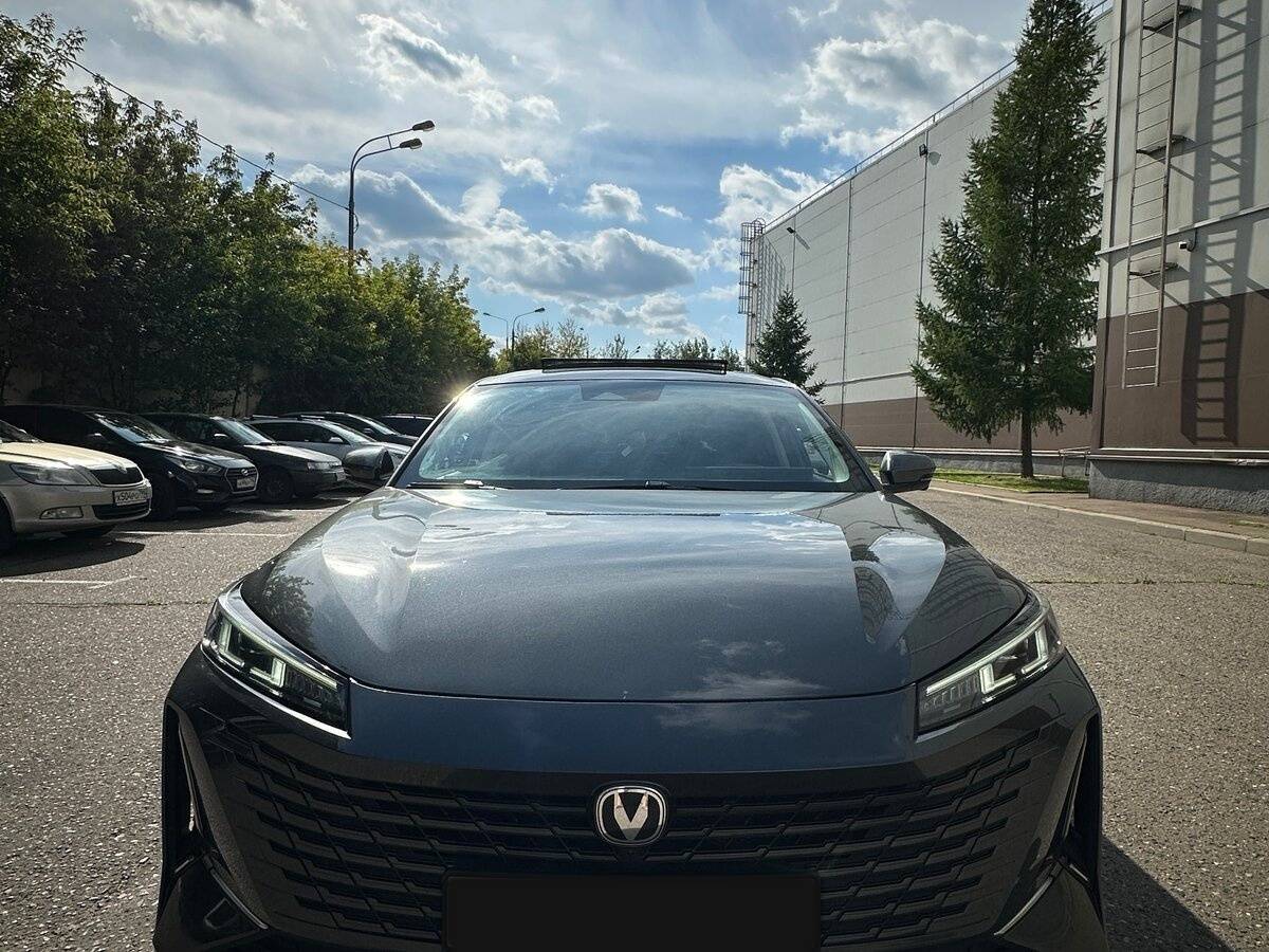 Changan Lamore 2023 года с пробегом. Фото: #1