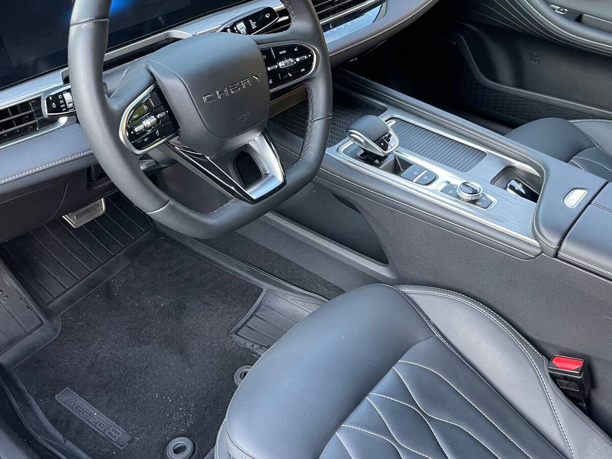 Chery Arrizo 8 2024 года с пробегом. Фото: #3