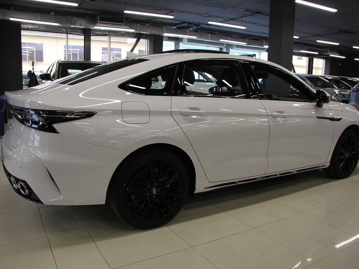 Chery Arrizo 8 2024 года с пробегом. Фото: #3