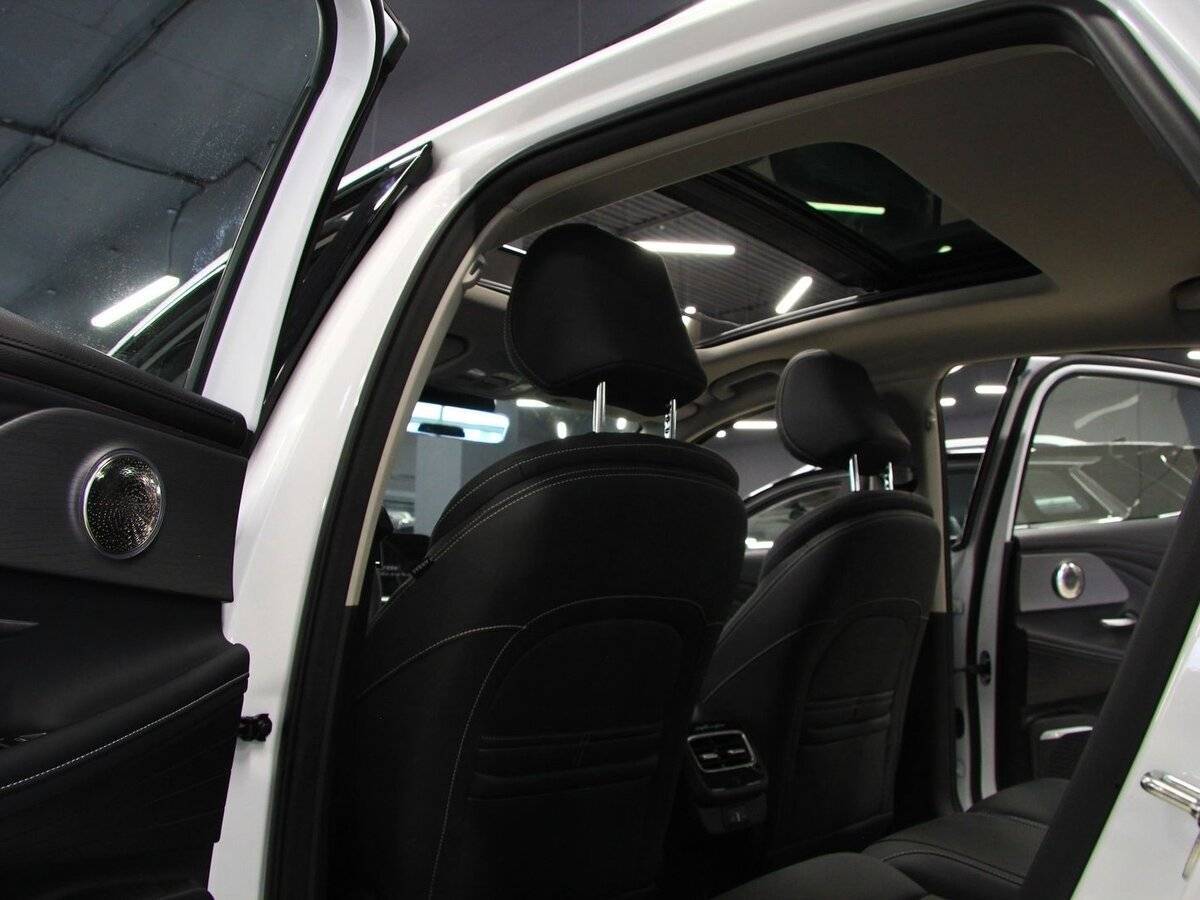 Chery Arrizo 8 2024 года с пробегом. Фото: #7