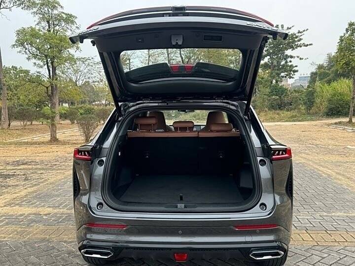 Changan UNI-Z 2024 года с пробегом. Фото: #19