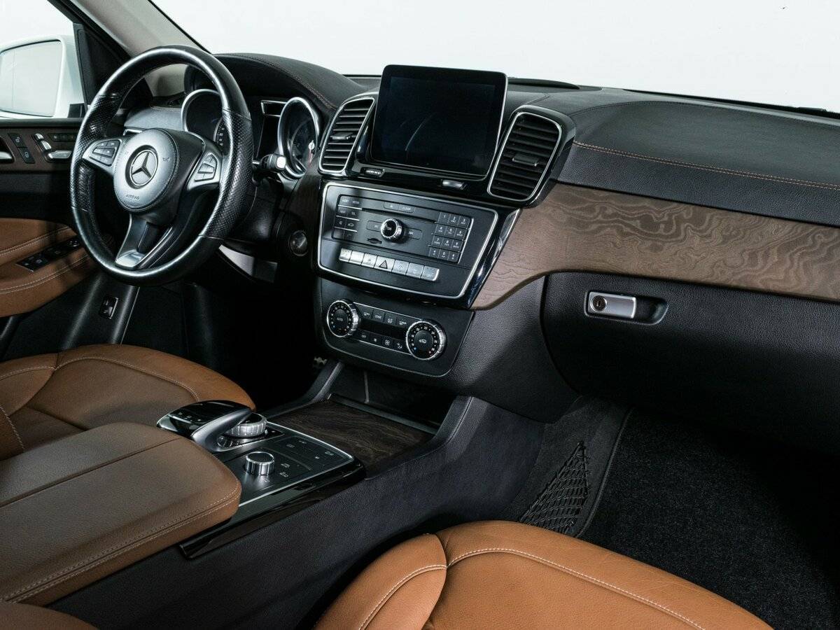 Mercedes-Benz GLS 2016 года с пробегом. Фото: #11