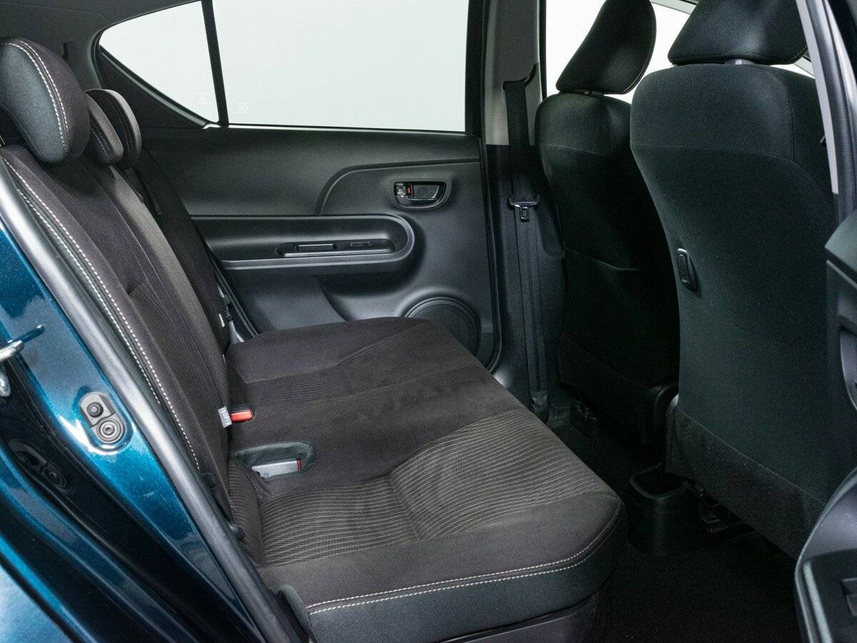 Toyota Aqua 2018 года с пробегом. Фото: #7