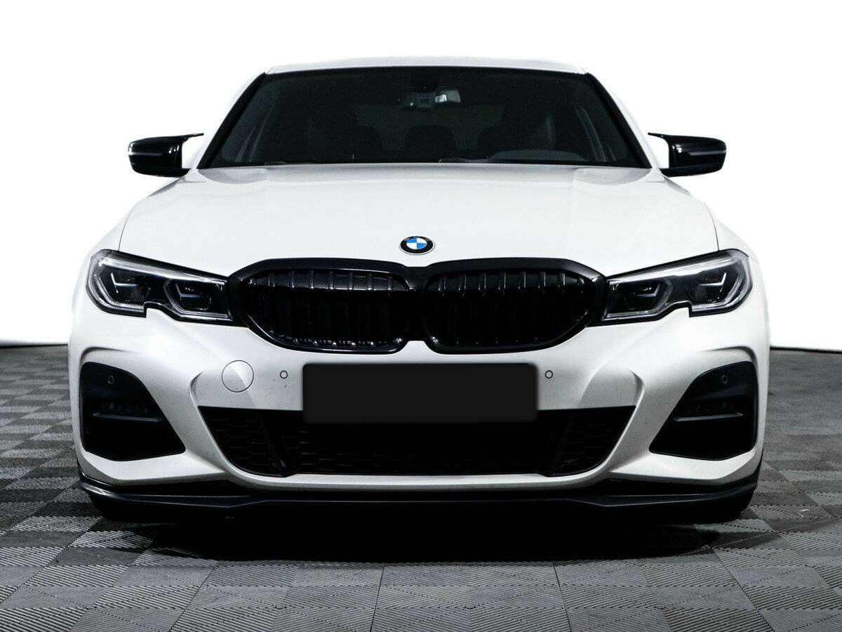 BMW 3 серии 2020 года с пробегом. Фото: #1
