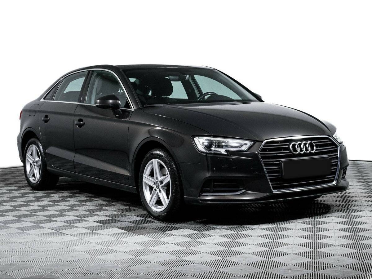 Audi A3 2017 года с пробегом. Фото: #2