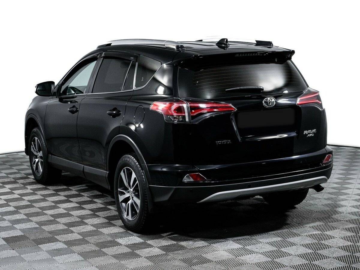Toyota RAV4 2017 года с пробегом. Фото: #6