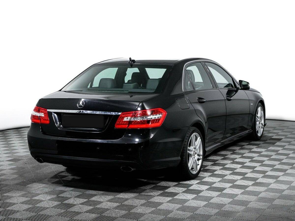 Mercedes-Benz E-Класс 2010 года с пробегом. Фото: #4