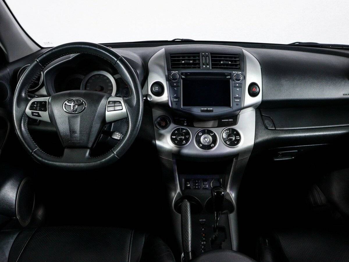 Toyota RAV4 2008 года с пробегом. Фото: #10