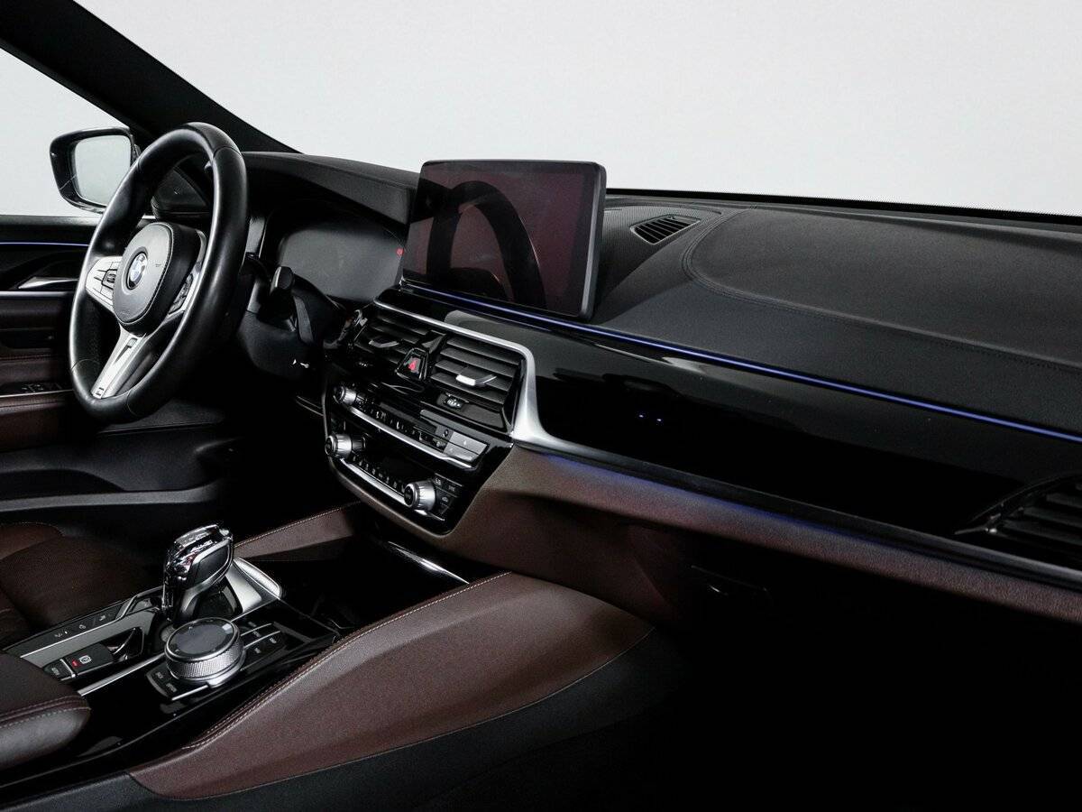 BMW 6 серии 2017 года с пробегом. Фото: #8