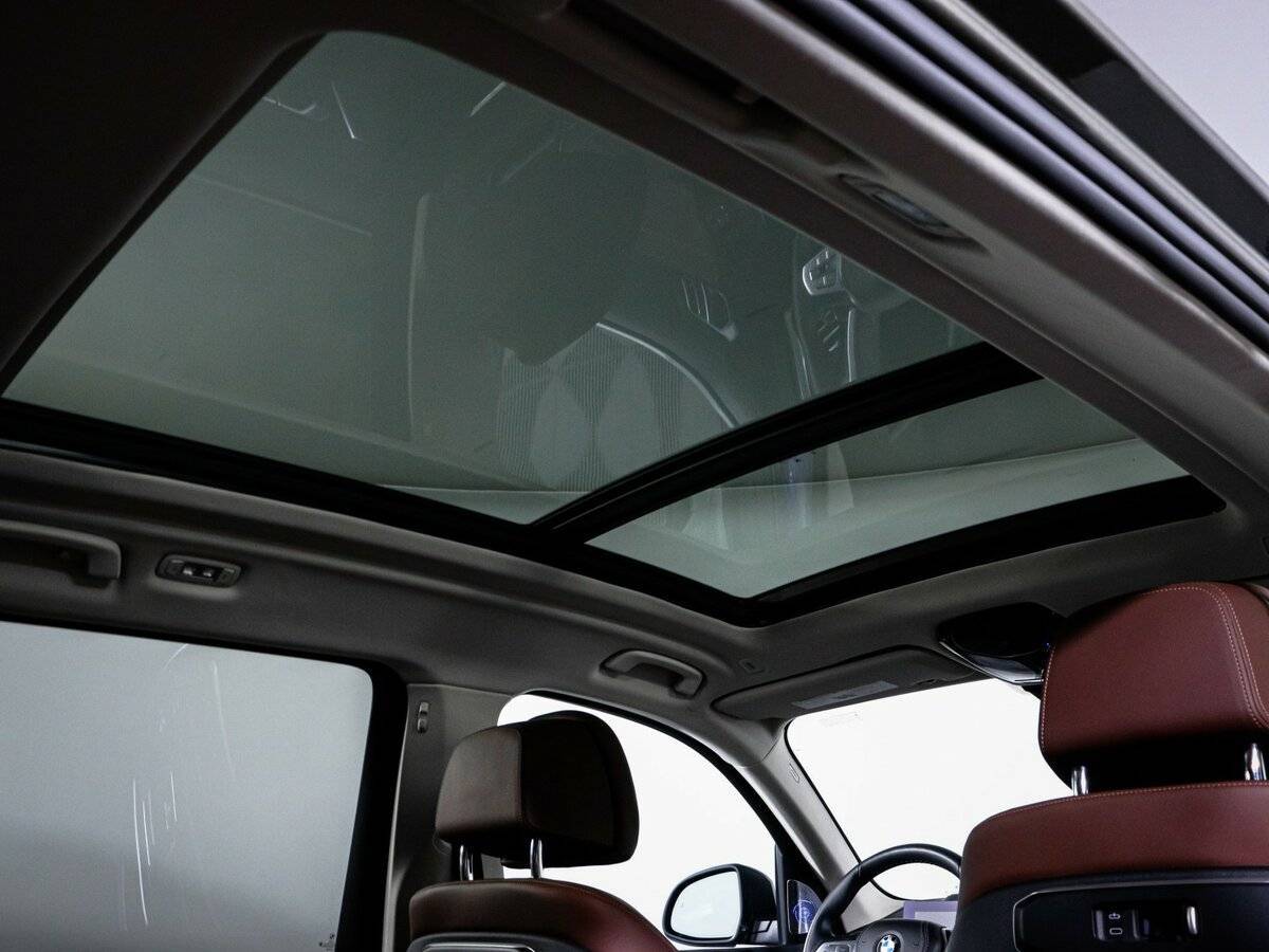 BMW X7 2022 года с пробегом. Фото: #22