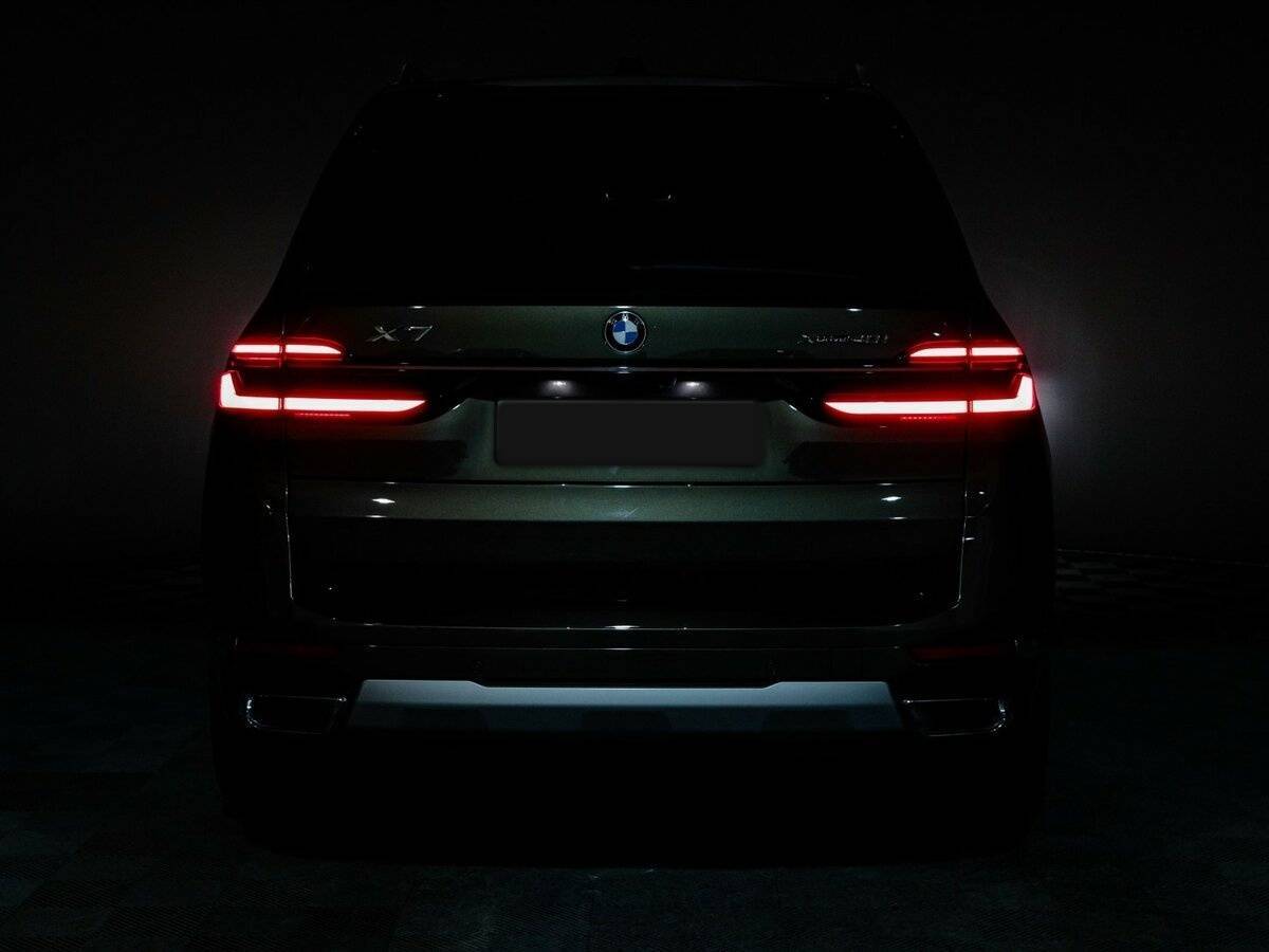 BMW X7 2022 года с пробегом. Фото: #24