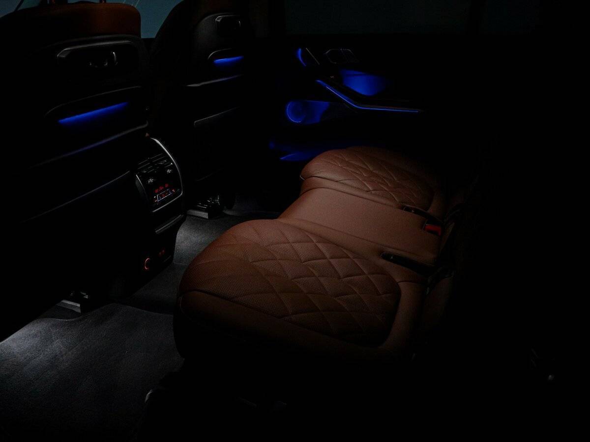 BMW X7 2022 года с пробегом. Фото: #25