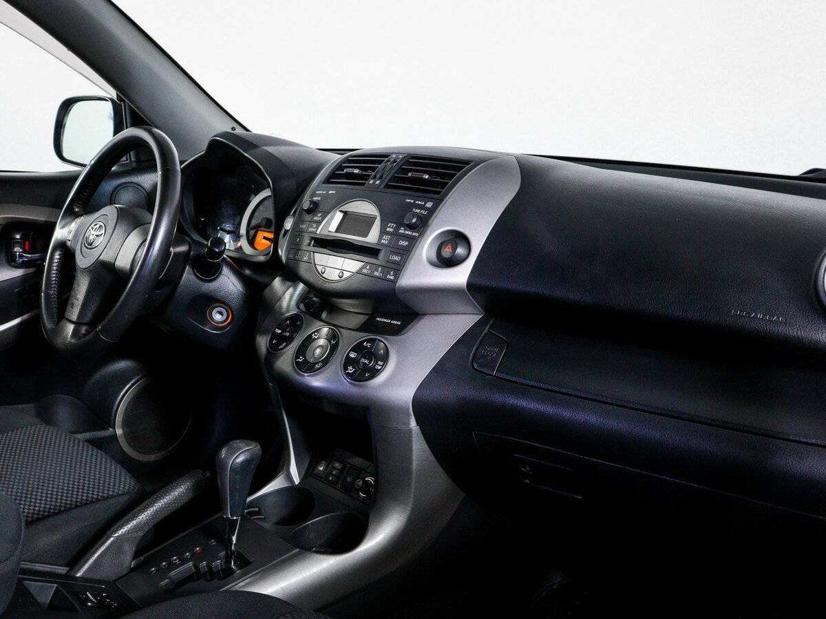 Toyota RAV4 2006 года с пробегом. Фото: #8