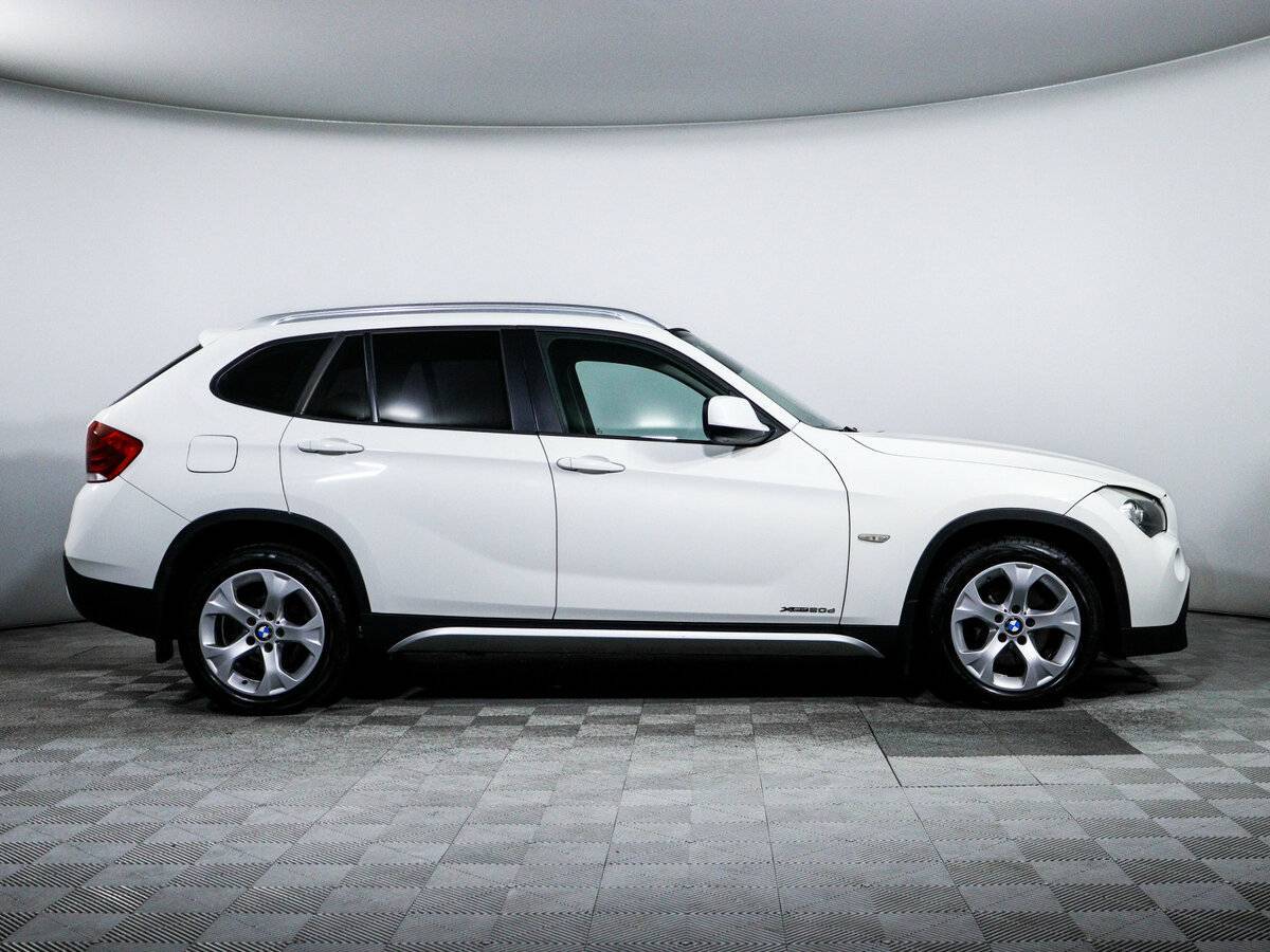 BMW X1 2011 года с пробегом. Фото: #3