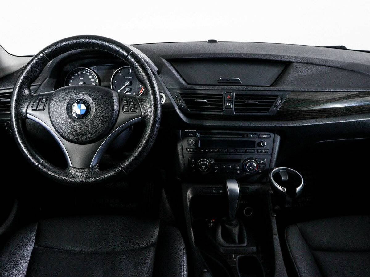 BMW X1 2011 года с пробегом. Фото: #11