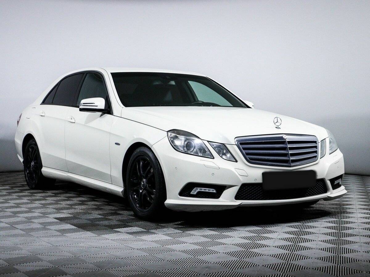 Mercedes-Benz E-Класс 2011 года с пробегом. Фото: #2