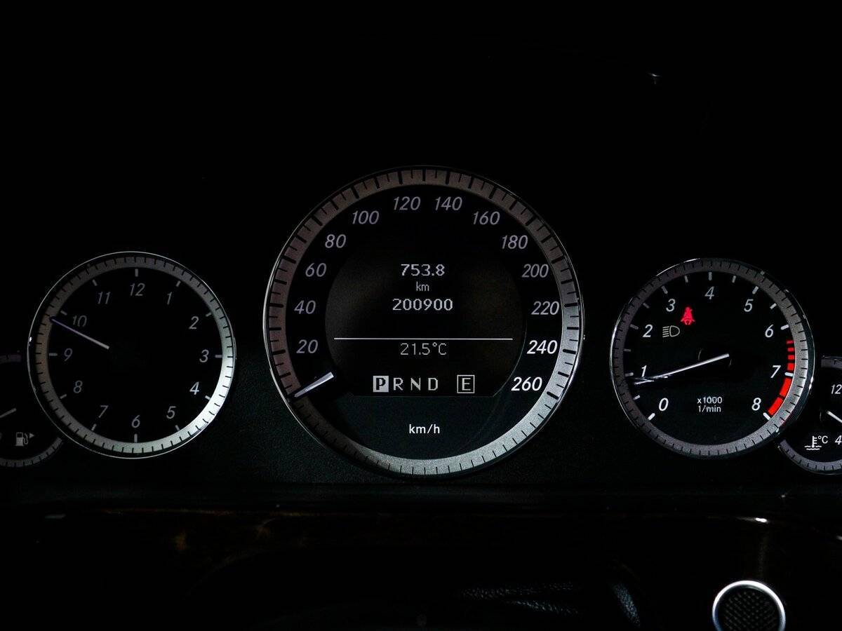 Mercedes-Benz E-Класс 2011 года с пробегом. Фото: #10