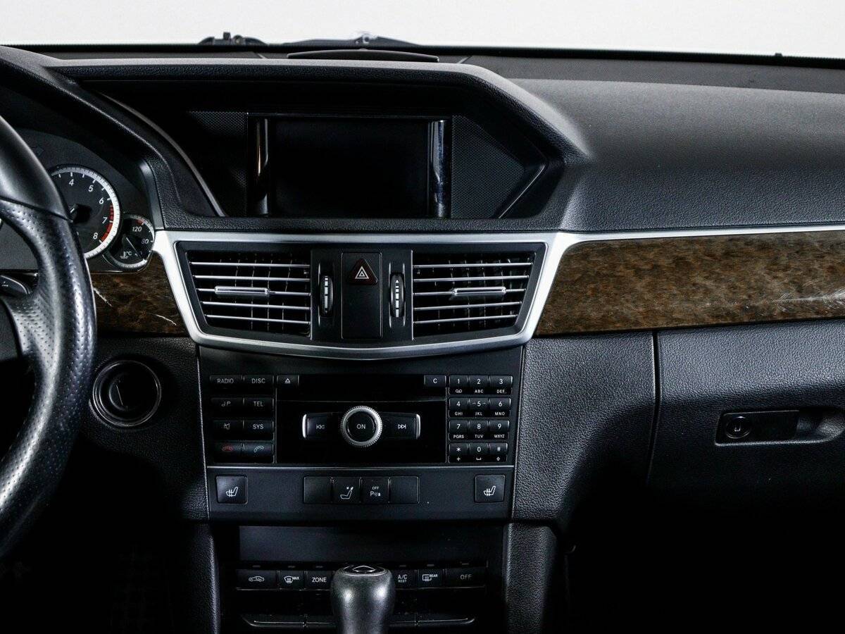 Mercedes-Benz E-Класс 2011 года с пробегом. Фото: #12