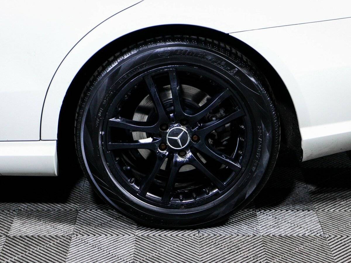 Mercedes-Benz E-Класс 2011 года с пробегом. Фото: #14