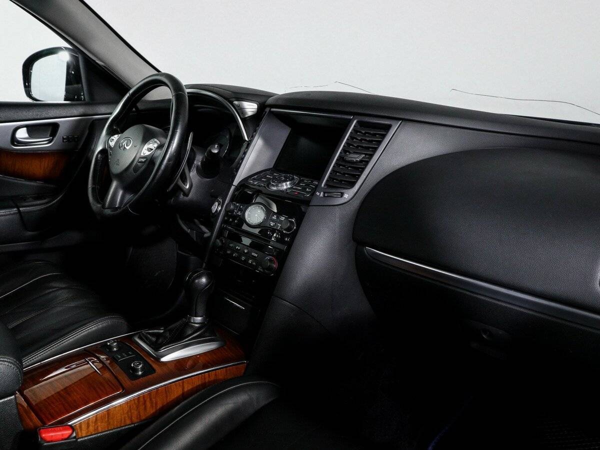 Infiniti FX 2012 года с пробегом. Фото: #8