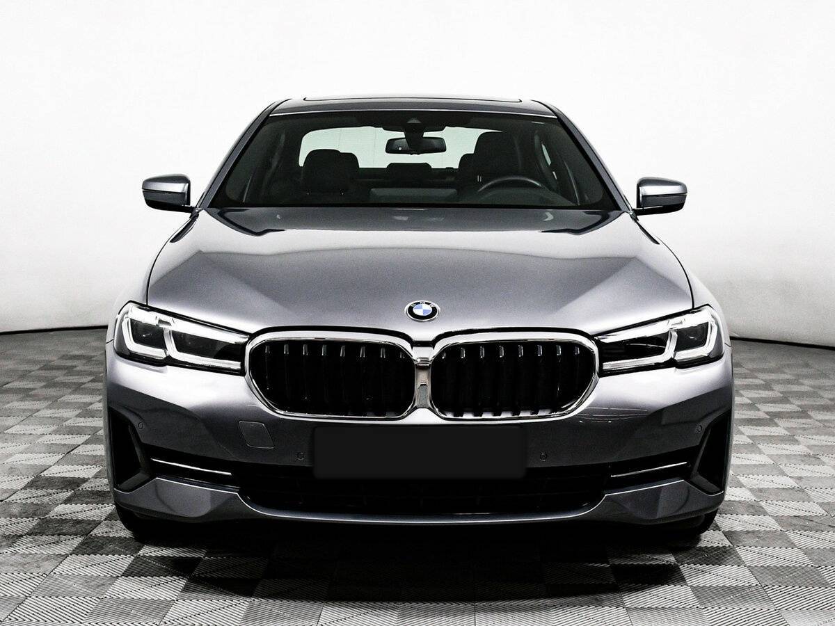 BMW 5 серии 2023 года с пробегом. Фото: #1
