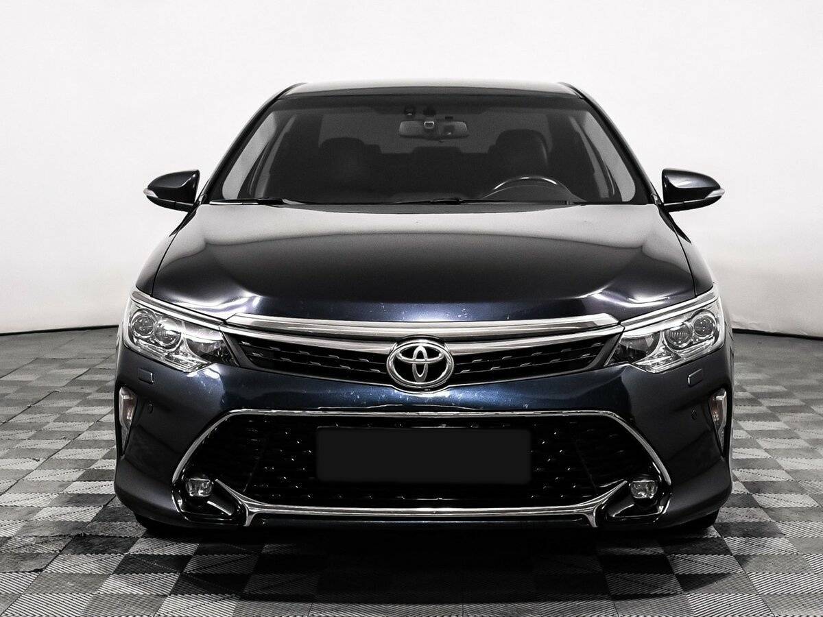 Toyota Camry 2017 года с пробегом. Фото: #1