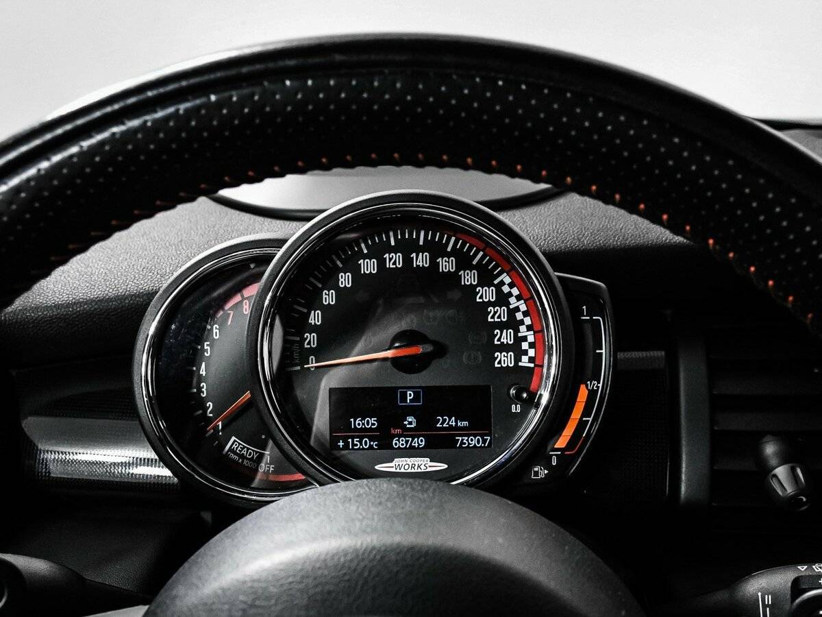 Mini Hatch 2020 года с пробегом. Фото: #9