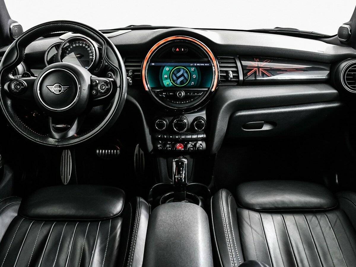 Mini Hatch 2020 года с пробегом. Фото: #10