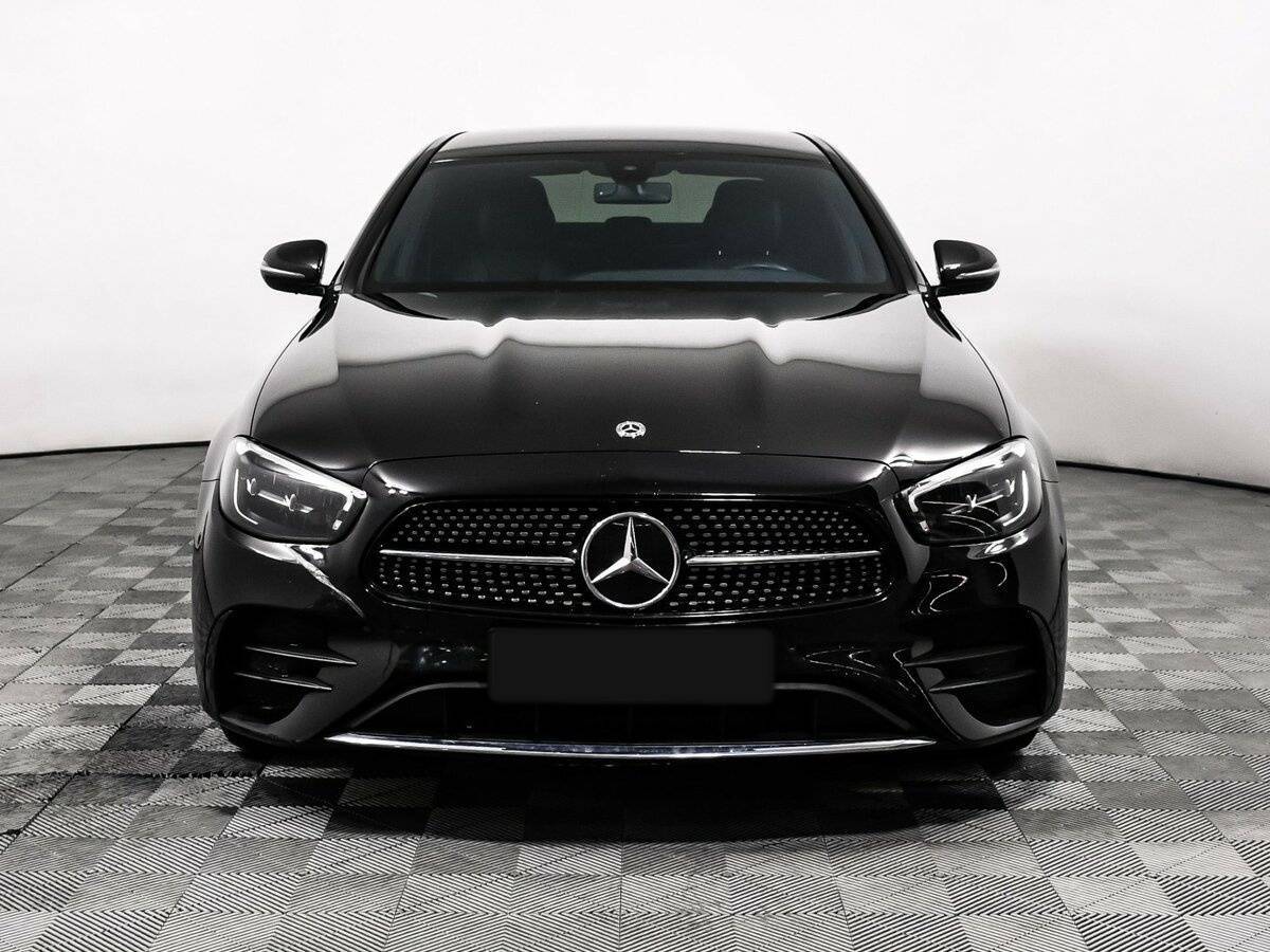 Mercedes-Benz E-Класс 2020 года с пробегом. Фото: #1