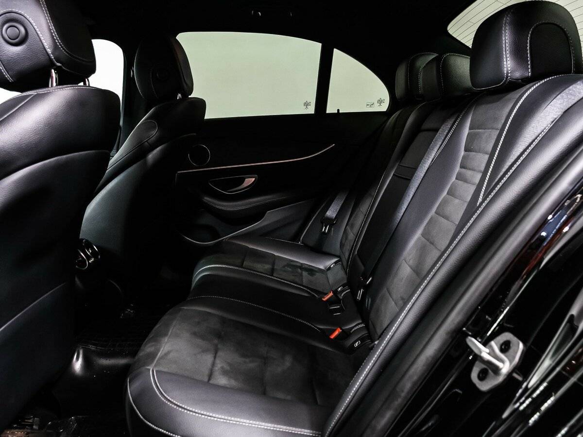 Mercedes-Benz E-Класс 2020 года с пробегом. Фото: #11