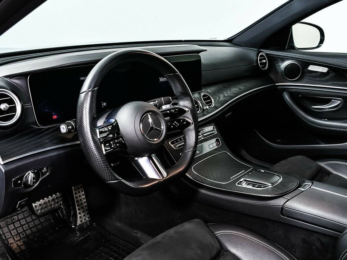 Mercedes-Benz E-Класс 2020 года с пробегом. Фото: #12