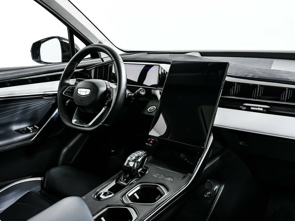 Geely Atlas 2023 года с пробегом. Фото: #8