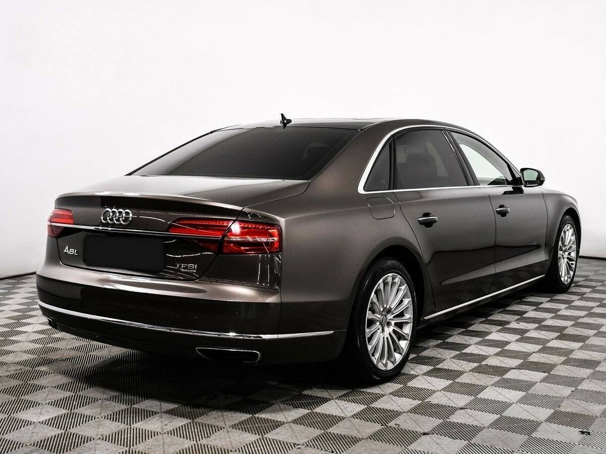 Audi A8 2015 года с пробегом. Фото: #4